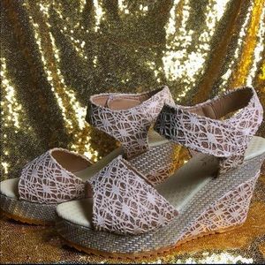 Floral Lace Wedges